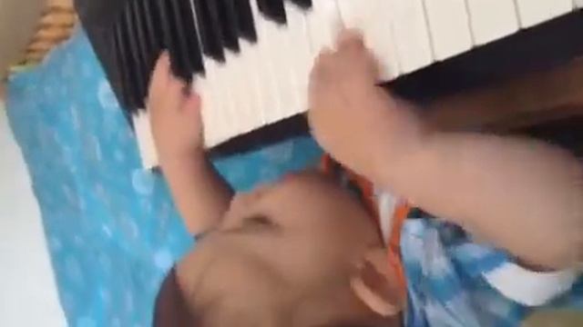 Nebi Piano caliyor смотреть онлайн