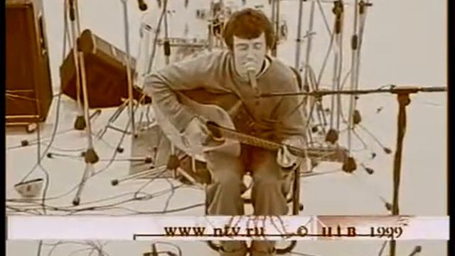 ЛЁНЯ ФЁДОРОВ - ДАЛЕКО ( LIVE AT TV )