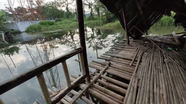 casting d spot bekas rumah makan. ikan'y rakus" смотреть онлайн