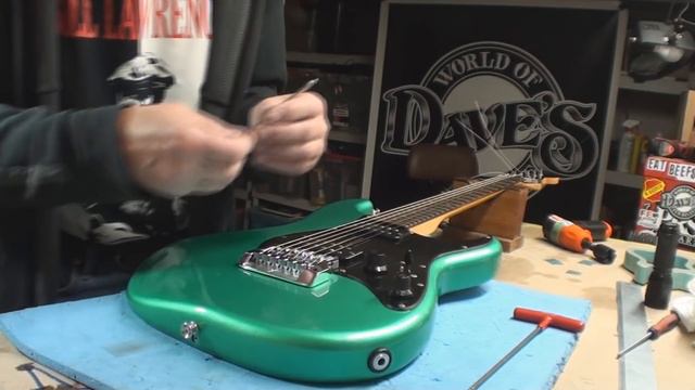 80's Japan Fender Stratocaster with Whacky Tremolo System смотреть онлайн