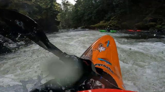 Green Truss, Pyranha Scorch large, Nov. 19 2023--Brooks Foster kayaking смотреть онлайн