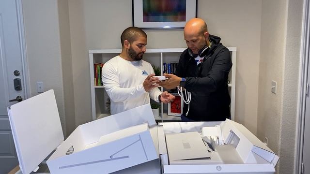 Nuevo iMac 2021 24” M1 Unboxing y Primeras Impresiones en Español смотреть онлайн