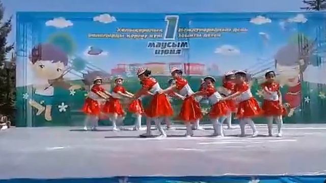Танец "ГРИБОЧКИ" Астана-2016г. смотреть онлайн