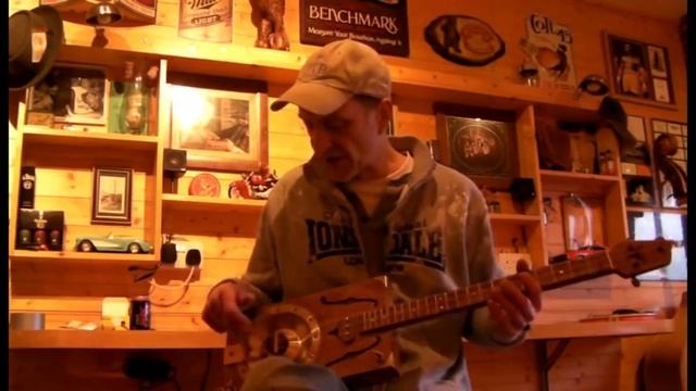 RESONATOR CIGAR BOX GUITAR 3 STRING BY JUNKSVILLE ....... THE REGULATOR Mk-2 смотреть онлайн
