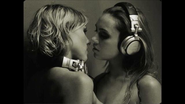 David Vendetta - Bleeding Heart (Cosa Nostra Remix) (HD Audio) смотреть онлайн