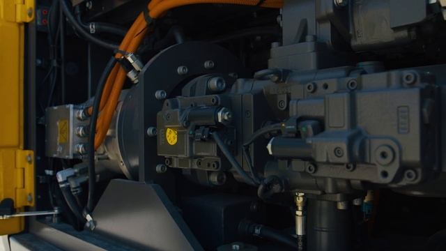 Volvo days 2022: EC230 Electric crawler excavator смотреть онлайн