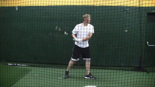Michael Hayworth batting practice смотреть онлайн