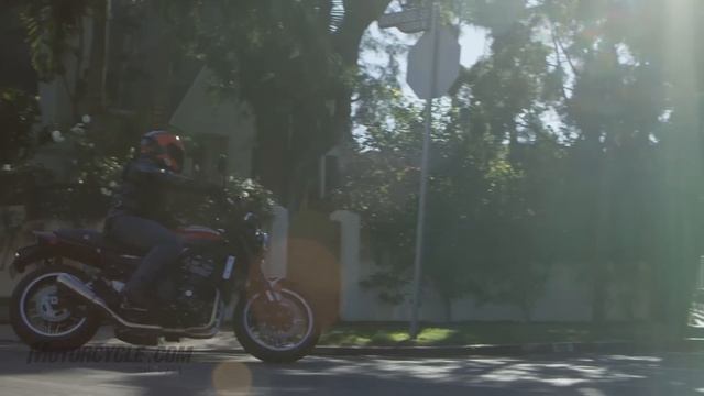 2018 Kawasaki Z900RS First Ride Review смотреть онлайн