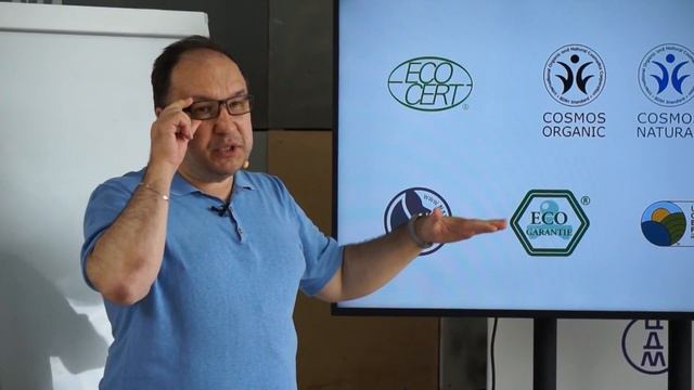 Как выбирать детскую косметику? Уходовая косметика для новорожденных. смотреть онлайн