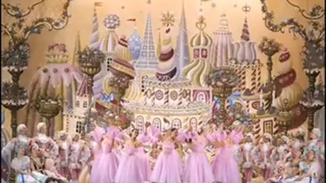 The Nutcracker, Act 2 Tableau III: Part III.Divertissement: Trepak (Russian Dance) смотреть онлайн