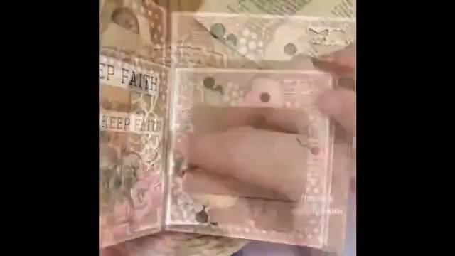 Скрапбукинг: обзор мини-альбома