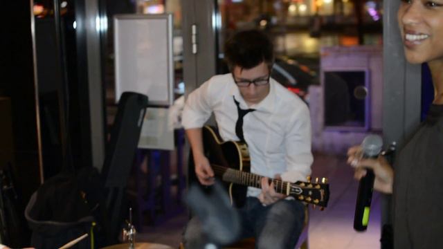 The Bossa Nova Experience - Sing It Back (Moloko) @ CityHotel Monopol смотреть онлайн