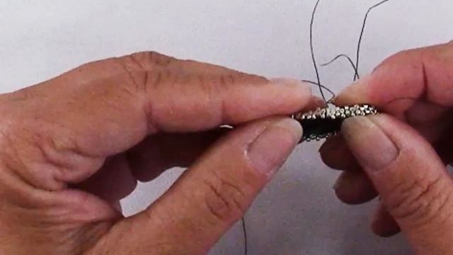 Elegant Black & Crystal Earrings - Bead Weaving/Peyote Bezel Tutorial смотреть онлайн