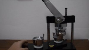 Отзыв =) Пресс для закатных значков Vektor SDHP-N3