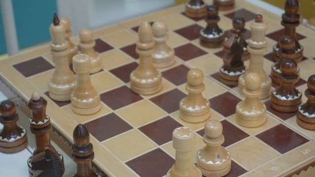 Шахматы и другие настольные игры смотреть онлайн