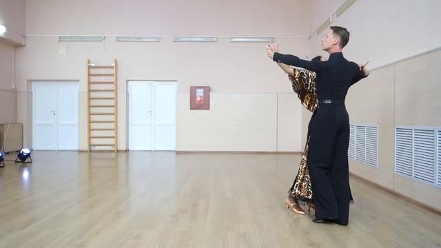 Fallaway Reverse and Slip Pivot in Waltz | Левый фоллэвэй и слип пивот в Медленном вальсе смотреть онлайн