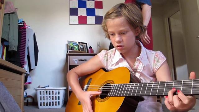 MVI 2232 Ella plays Guitar with tuner, Nanna and metronome! смотреть онлайн