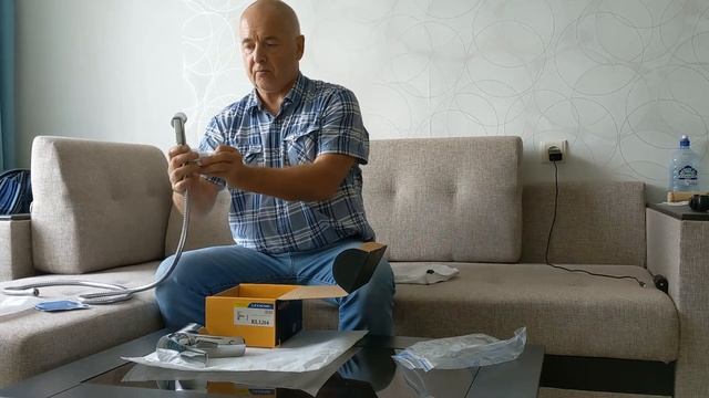 Смеситель Ledeme RL1264 с лейкой для гигиенического душа. смотреть онлайн