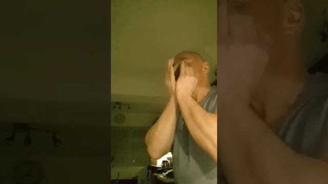 JUST YOUR FOOL Craig Moores смотреть онлайн