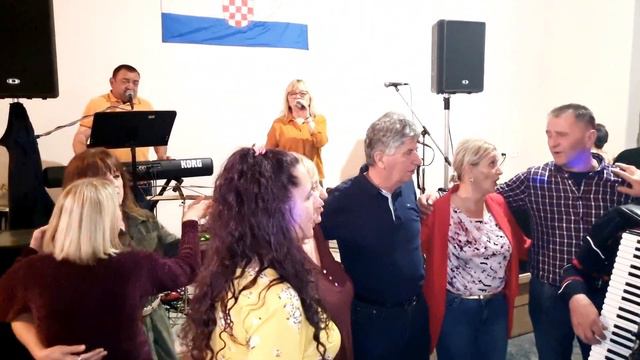 NA KAPIJI ŽENA-DRUŽENJE U FURJANU 3MJ.2023 G.-GRUPA OPIUM SLUNJ.. смотреть онлайн