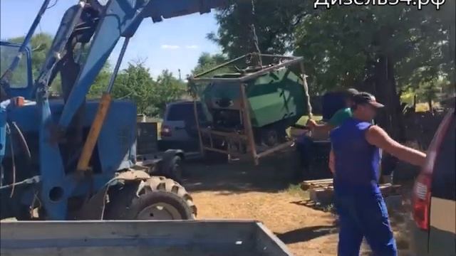 Отгрузка пресс-подборщика ПР-60 и минитрактора "Русич Т-224" смотреть онлайн