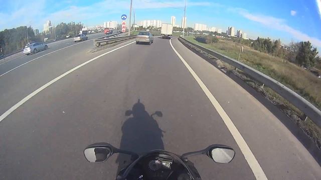 260км/ч на спущенном колесе Suzuki Gsx-r1000 k8 смотреть онлайн