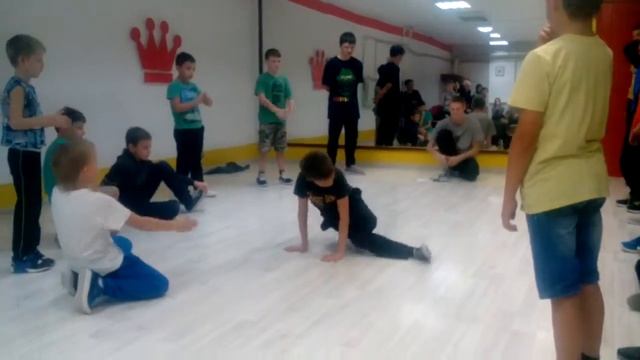 Батл по Брейк Дансу "1на1" смотреть онлайн