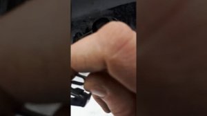 Mitsubishi lancer x замена клипсы крышки бензобака