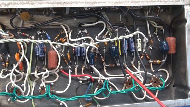Fix Fender Deluxe Reverb tube guitar 6V6 amplifier the right way Take it back to stock Silver Serie смотреть онлайн