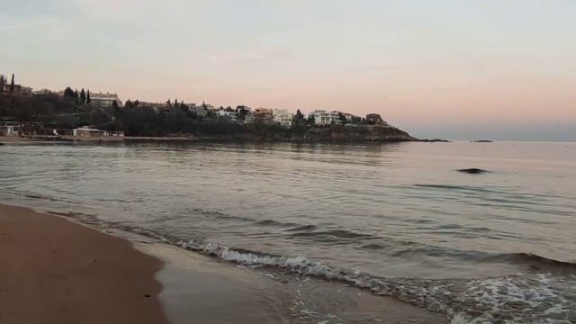 Красивый закат на черном море в Болгарии. Черноморец. 30.12.2022г. смотреть онлайн