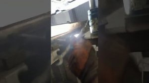 Мерседес 210 замена подушек двигателя без съёма нависного.