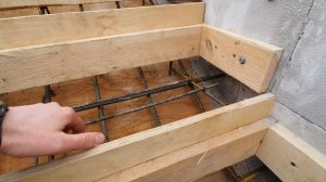 ? БЕТОННАЯ ЛЕСТНИЦА ? Делаем опалубку и заливаем п образную монолитную лестницу с площадкой в доме.