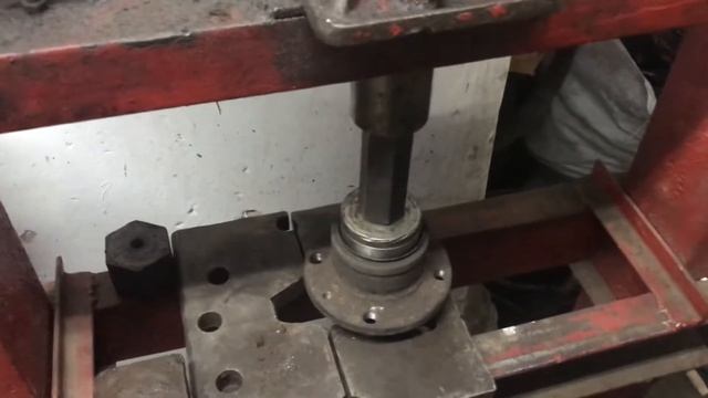 Замена подшипника задней ступицы ВАЗ 2108,2109, 2110, 2112,2114,2115.Задний ступичный подшипник смотреть онлайн