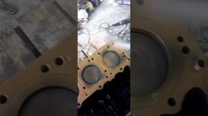 установка  головки блока смазка прокладки гбц