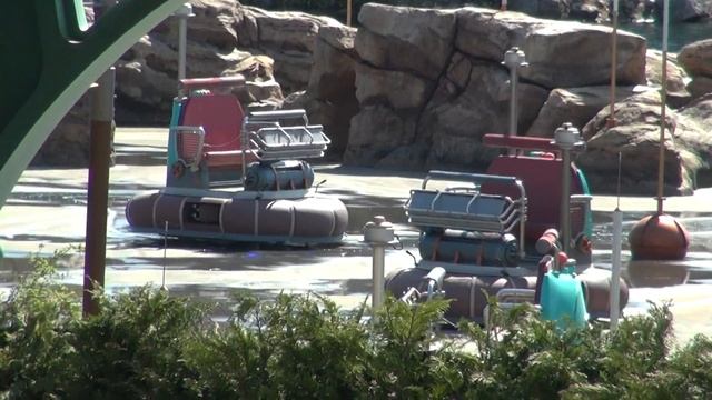 No water, No guests, the Aquatopia (Tokyo Disneysea) смотреть онлайн