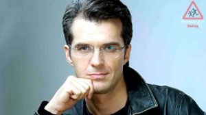 НЕ УПАДИТЕ! Как выглядят жена и дети красавца Олега Харитонова, которых он увёз в глубинку