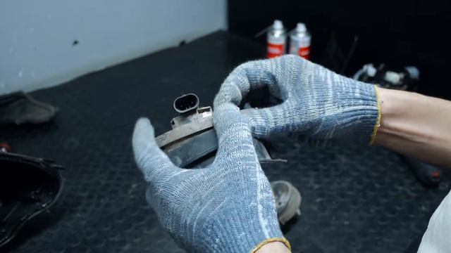 BMW E90 РЕМОНТ ФАР И ПТФ. УСТАНОВКА ЛИНЗ ПСКОВ смотреть онлайн