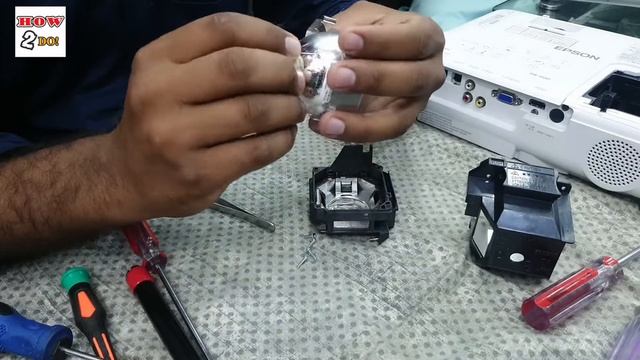 How to Replace Projector Lamp Epson-EB X06 смотреть онлайн