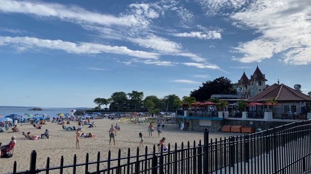 NY town known for its historic amusement park & beaches смотреть онлайн