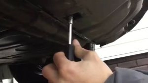 Замена масла и фильтров на автомобиле Рено Дастер своими руками