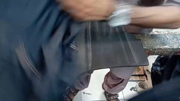 Making of Pattren Whisker On Denim Jeans