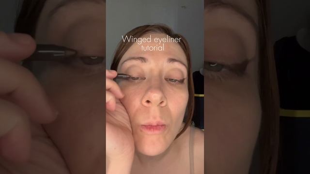 Yes style eyeliner tutorial #makeup #beautycareproducts #shorts смотреть онлайн