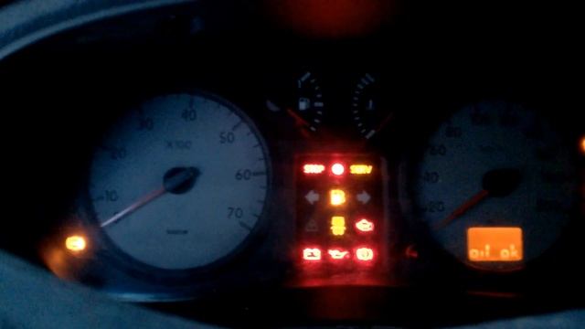 Renault Kangoo 1,5 турбодизель . заводим в мороз! смотреть онлайн