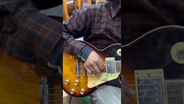 Gibson less Paul Sound check at Nepal Music Gallery смотреть онлайн