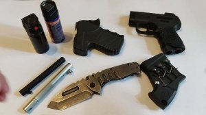 ТОП 3 ЛУЧШЕЕ Средство Самообороны от агрессивных собак и диких животных 2021