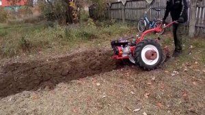 Вспашка мотоблоком Беларус-09 МТЗ