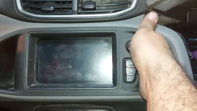 Sacar frente, stereo, pantalla, consola chevrolet onix prisma. смотреть онлайн