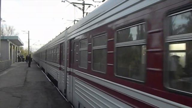 [2011] Городская электричка в первый год работы по кольцу смотреть онлайн