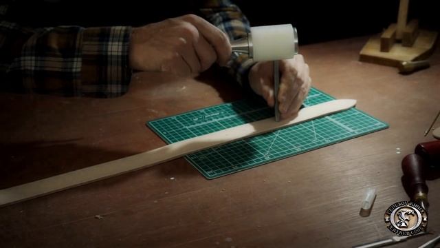 Ремень из кожи своими руками // Leather belt hand made смотреть онлайн