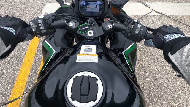 Kawasaki Good Times Demo Tour! Ninja 1000SX First Ride! Simple and Exquisite! смотреть онлайн